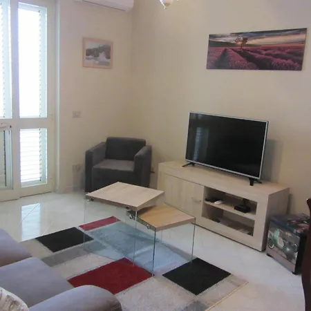 Pearl By The Sea Apartment